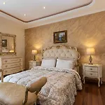 Lux With Amazing Bbq, Pool Area & Wifi By 360 Estates *