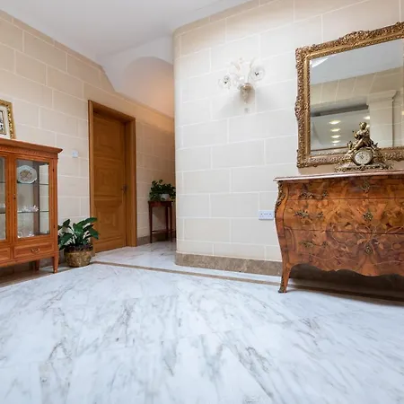 Lux With Amazing Bbq, Pool Area & Wifi By 360 Estates *