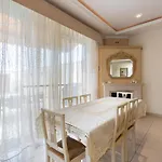 아파트 Lux With Amazing Bbq, Pool Area & Wifi By 360 Estates