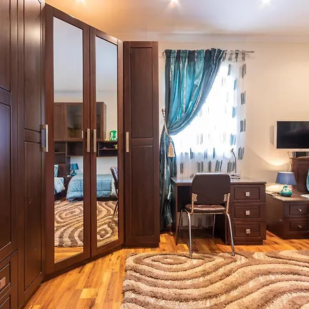 Apartment Lux With Amazing Bbq, Pool Area & Wifi By 360 Estates *