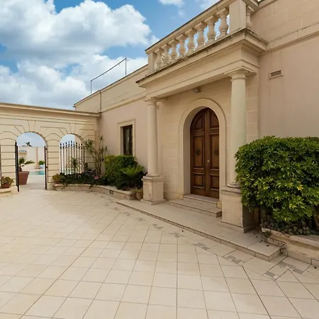 Lux With Amazing Bbq, Pool Area & Wifi By 360 Estates