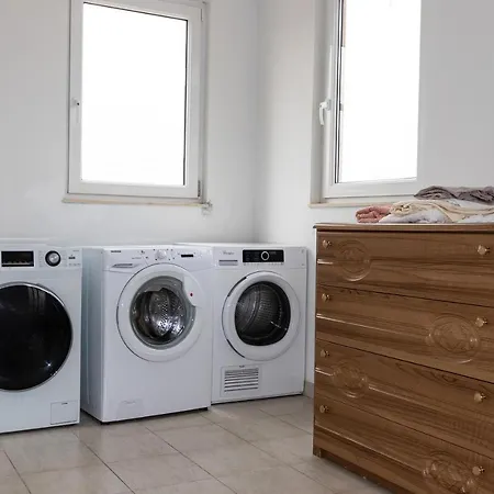 Lux With Amazing Bbq, Pool Area & Wifi By 360 Estates شقة