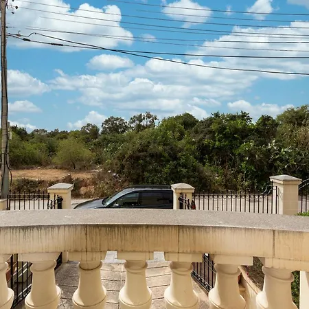 Apartment Lux With Amazing Bbq, Pool Area & Wifi By 360 Estates