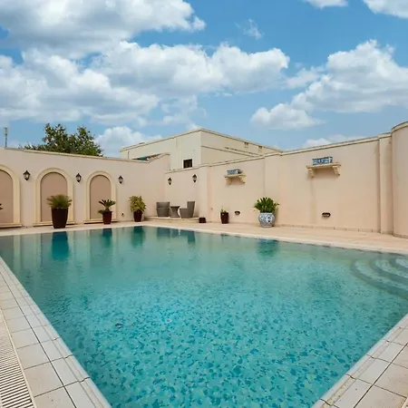 Lux With Amazing Bbq, Pool Area & Wifi By 360 Estates