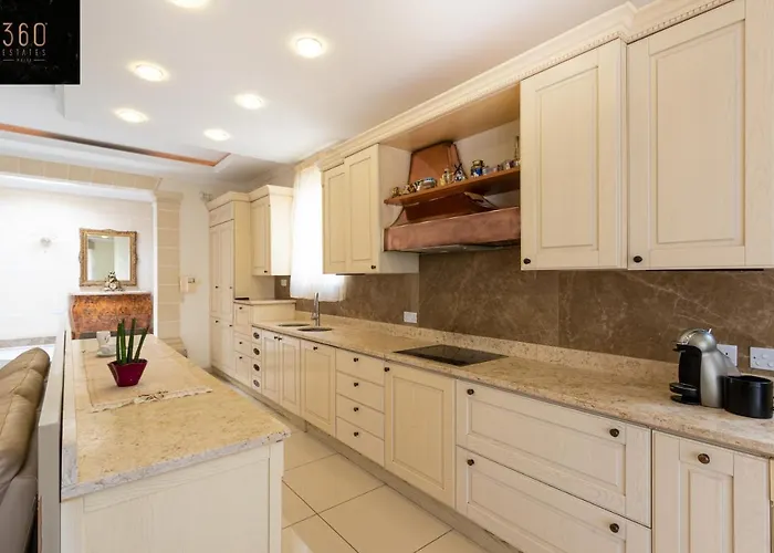 Lux With Amazing Bbq, Pool Area & Wifi By 360 Estates