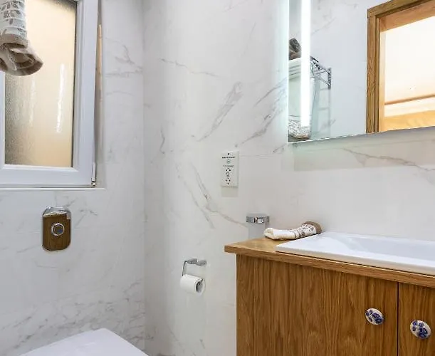 Lägenhet Lux With Amazing Bbq, Pool Area & Wifi By 360 Estates *